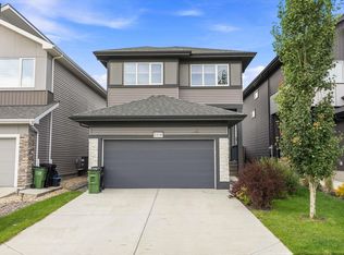 2316 Kelly Cir SW, Edmonton, AB T6W 4K2