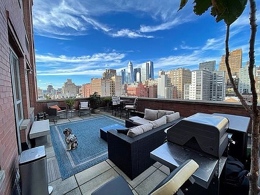 1st image of 160 W 22nd St APT 1101