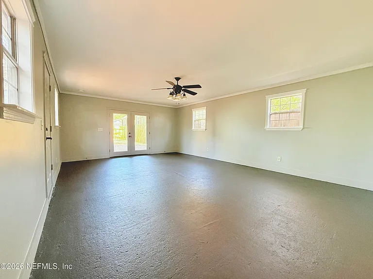 4530 Astral St — Photo 15