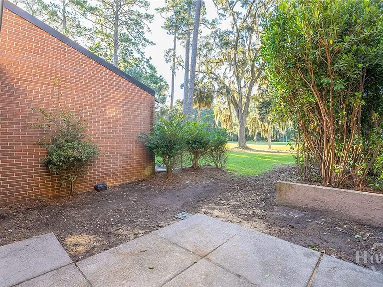32 Dame Kathryn Dr — Photo 18