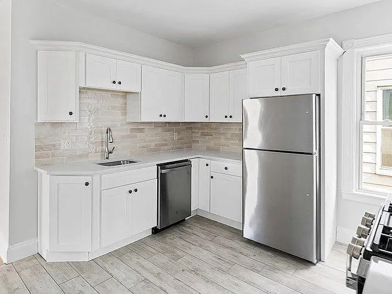 65 Wyman St #3 — Photo 2