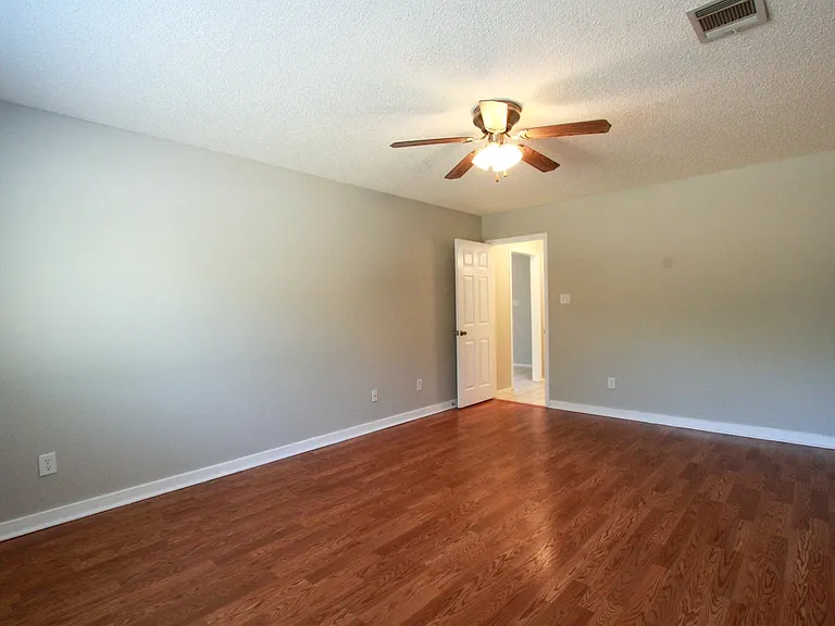 1809 Fawn Ridge Trl — Photo 21