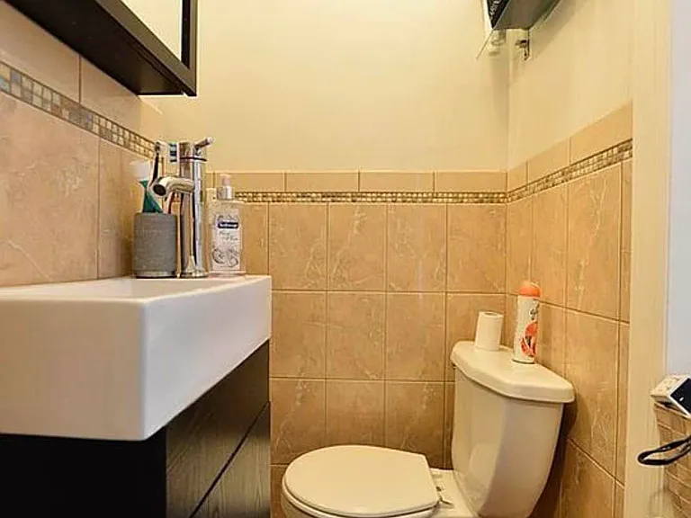 302 Mott St #39 — Photo 7