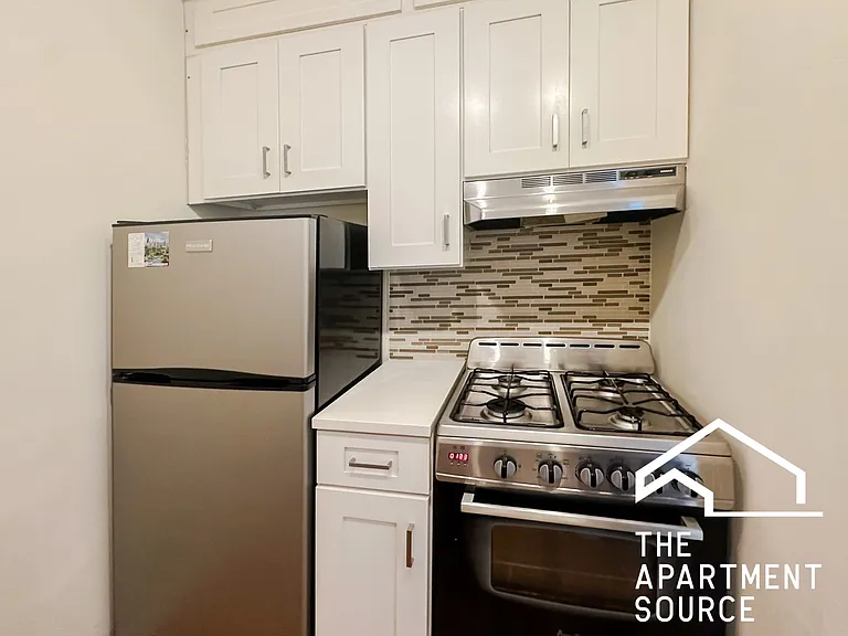 2540 W Leland Ave #A3 — Photo 5