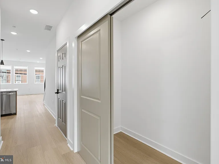 2503 N 12th St #2 — Photo 14