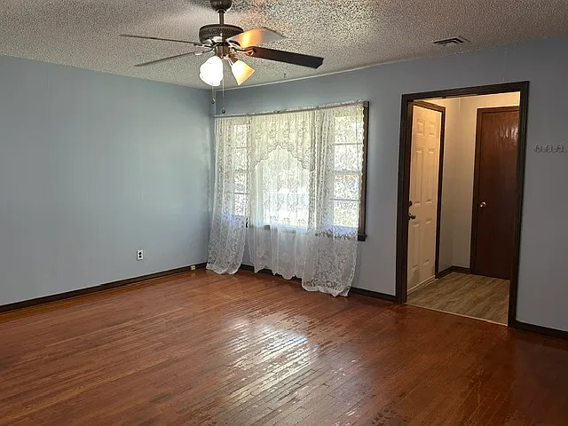 2308 S Grove St — Photo 6