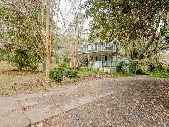 4th image of 1521 Live Oak Dr
