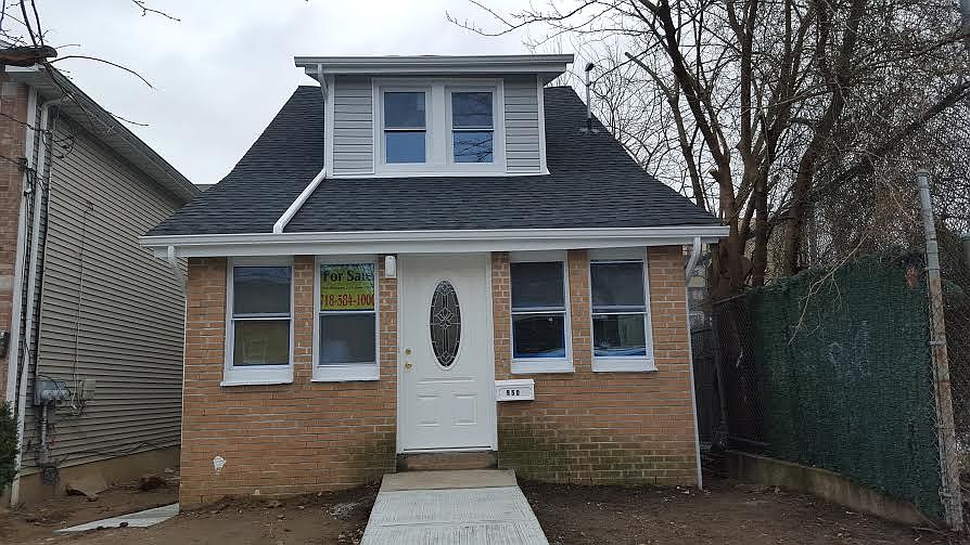 1st image of 950 East 211th Street