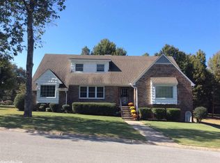 1605 Crestview Dr, Paragould, AR 72450