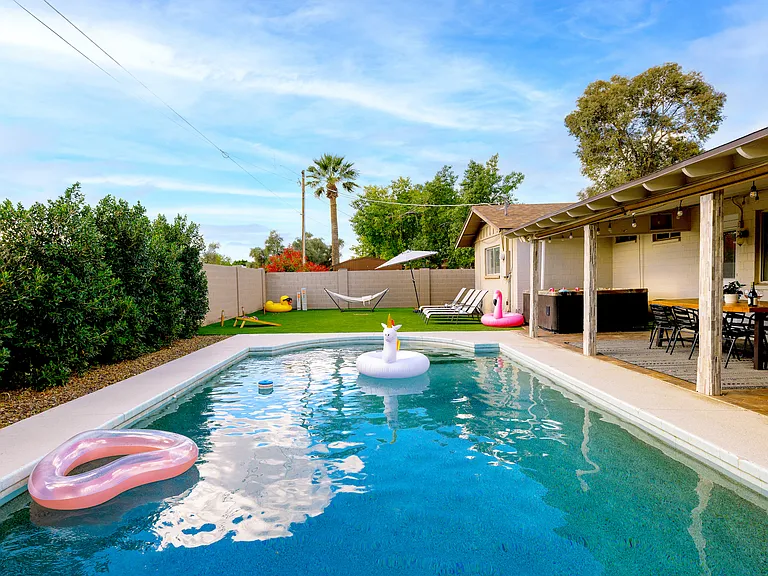 8407 E Orange Blossom Ln — Photo 1