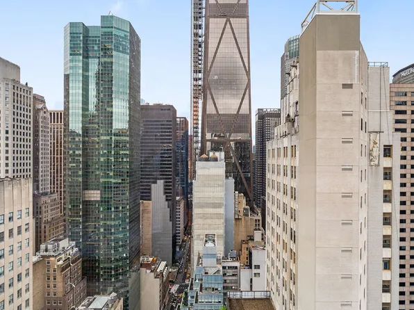 18 West 48th Street 34C image 10 of 11