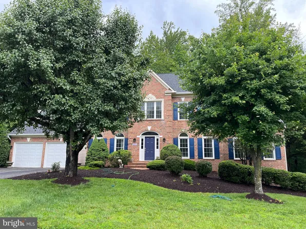 8602 Chase Pointe Way, Fairfax Station, VA 22039