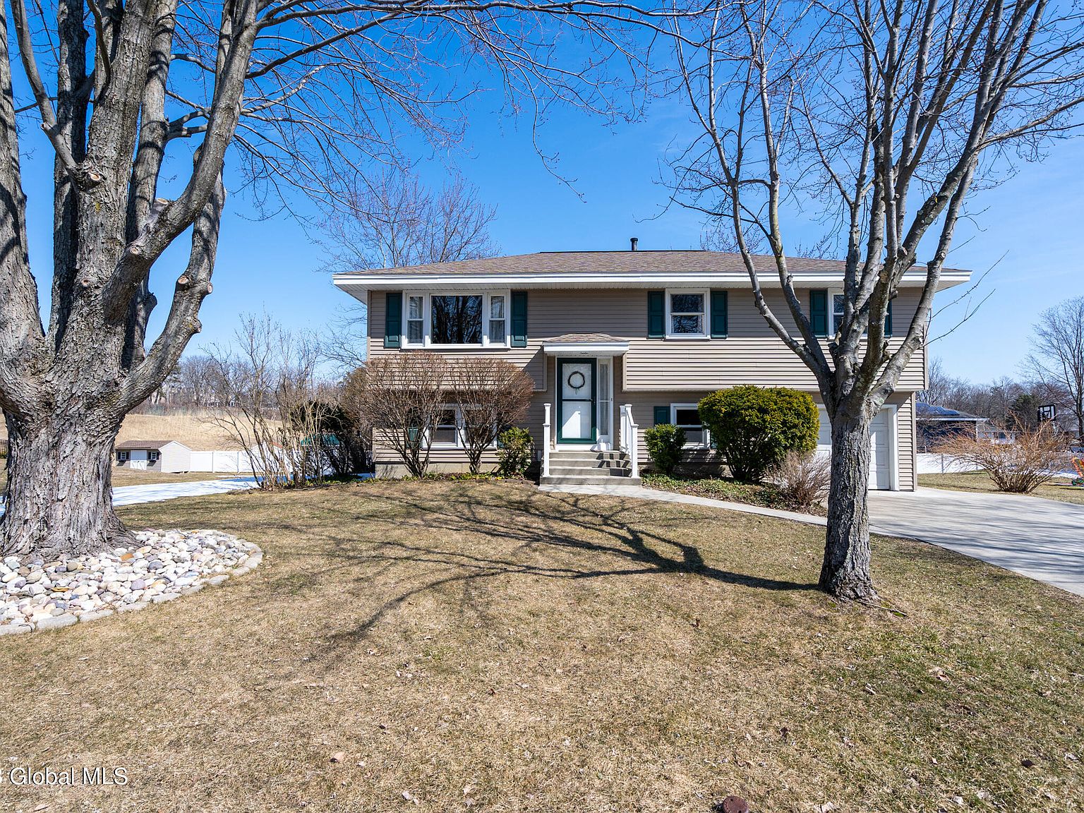 5 Gloria Drive, Latham, NY 12110 Zillow