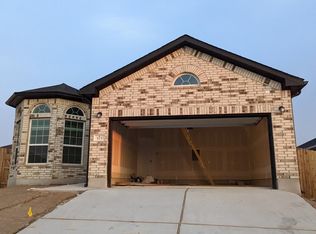 523 Sugar Cane Rd, Buda, TX 78610