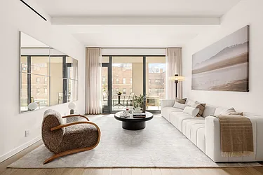 90 Lexington Avenue, #5D