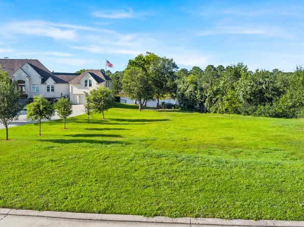 4440 E Bayou Maison Cir, Dickinson, TX 77539