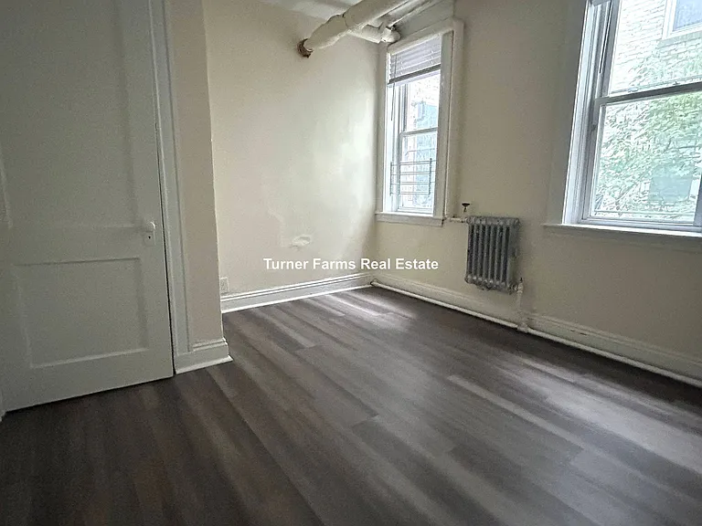 518 Cambridge St #1C — Photo 6