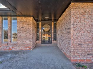 6104 Hummingbird Cir, El Reno, OK 73036