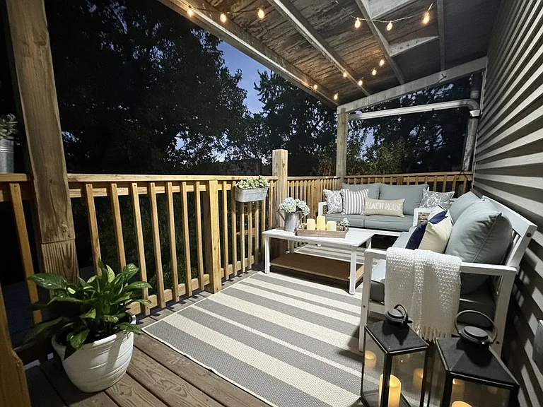 7526 S Ellis Ave #2 — Photo 3