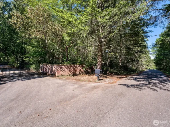 20116 9th Street SW, Lakebay, WA 98349