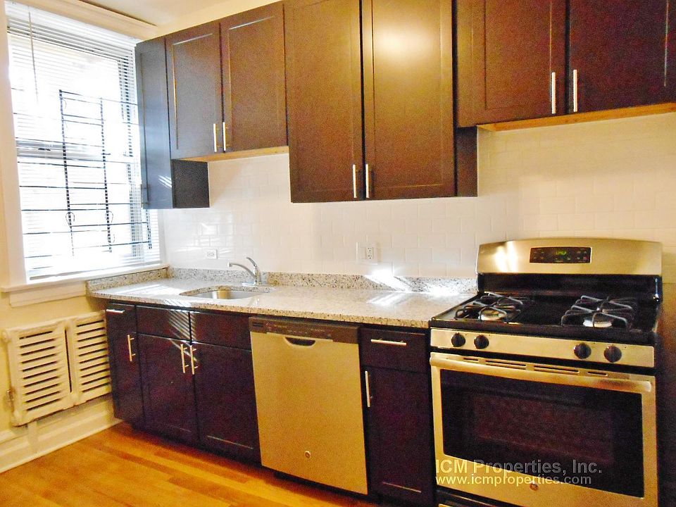 1st image of 1607 W Berteau Ave #2A