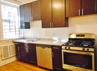 1607 W Berteau Ave #2B, Chicago, IL 60613