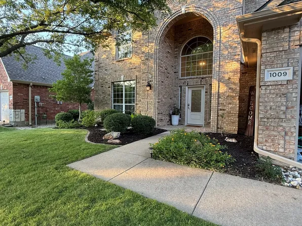 1009 Royal Oaks Dr, McKinney, TX 75070