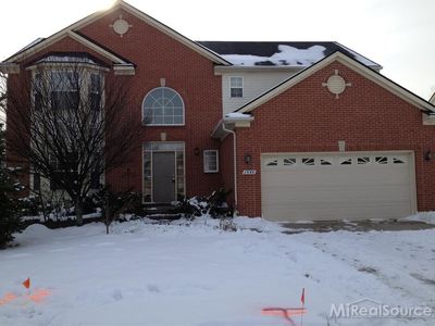 1530 Hartland St, Troy, MI, 48083