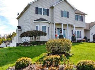 302 Bobs Brae, Whitesboro, NY 13492
