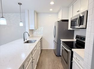 5257 Radford Ave Unit 106, Valley Village, CA 91607
