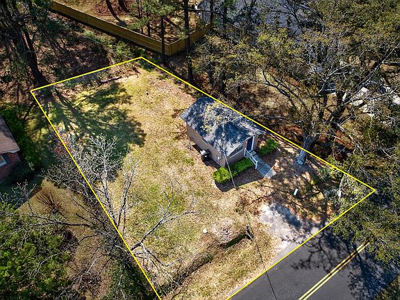 3rd image of 235 Germantown Rd