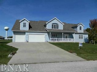101 Kennedy Ct, Hopedale, IL