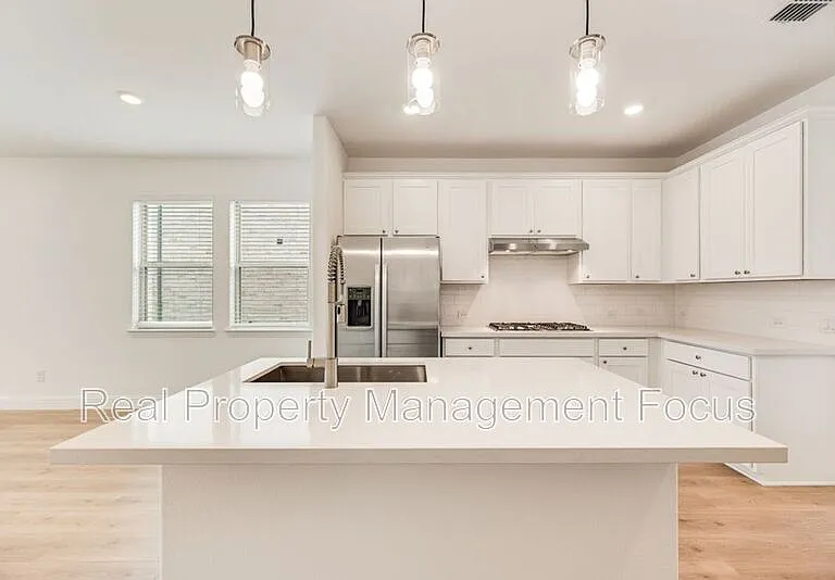 1149 Beautyberry Ln — Photo 10
