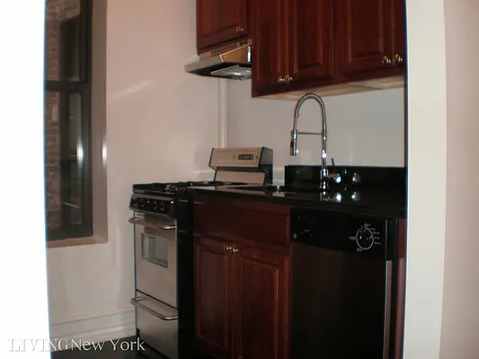 Rented by Living New York | media 9