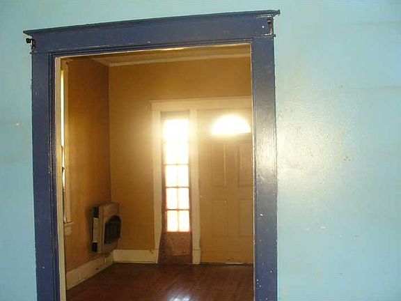 4th image of 3320 Dryades St