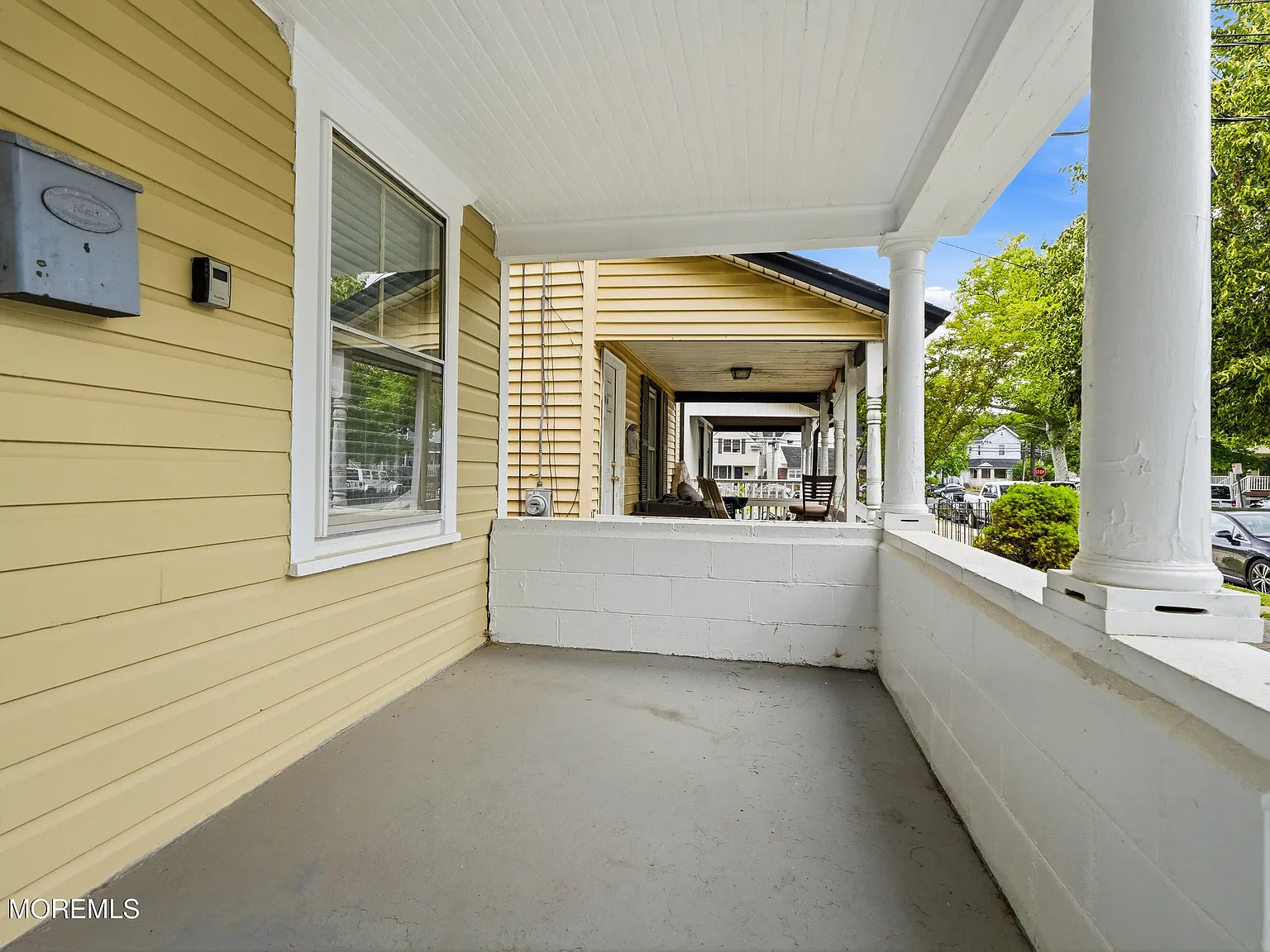 3 bed, 1185 sqft, $3,200 — Photo 3