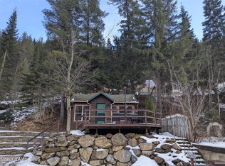 920 Pearl St, Wallace, ID 83873