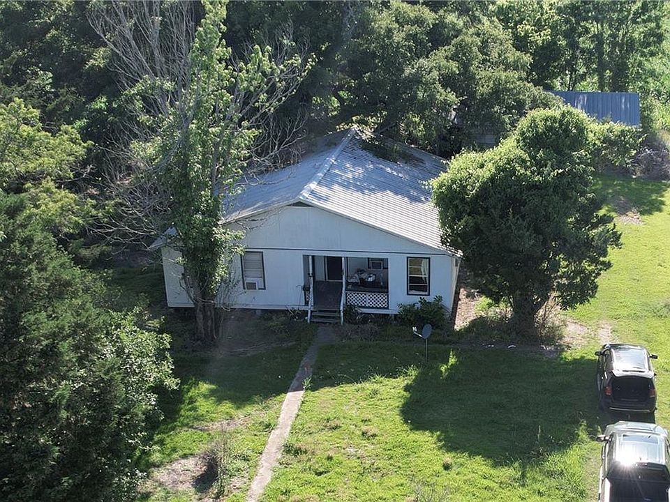 1st image of 657 Lemoine Ln