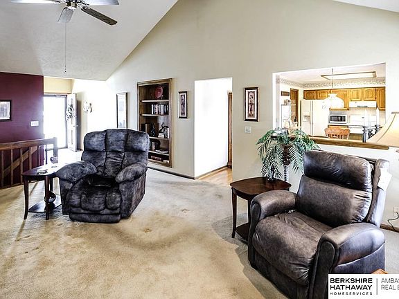 5th image of 1809 N 145th Avenue Cir
