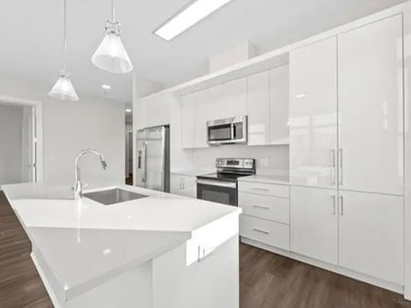 121 34th Street image 86 of 213