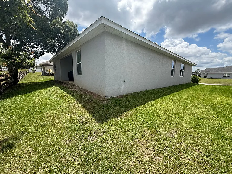 199 NW 45th Loop — Photo 5