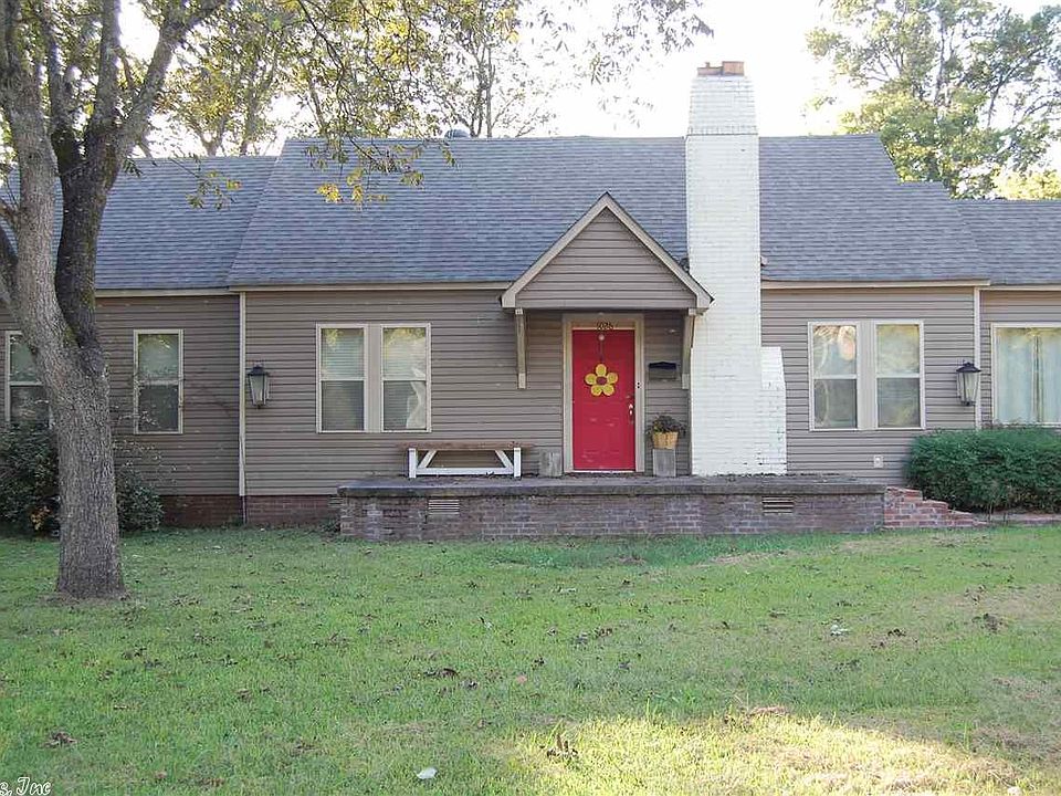 1st image of 1026 S Cokley St