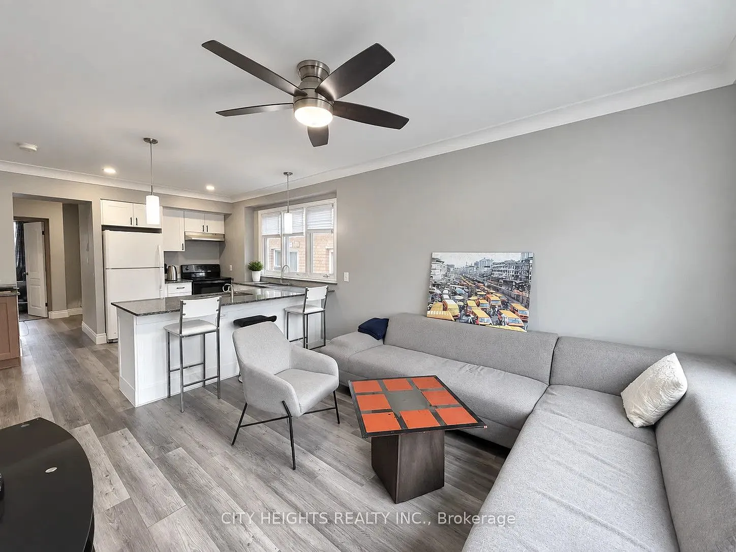 3 bed, $1,900 — Photo 4