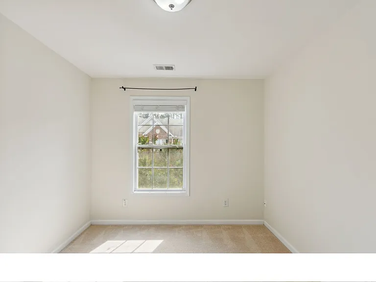 1652 Coleville Oak Ln — Photo 12