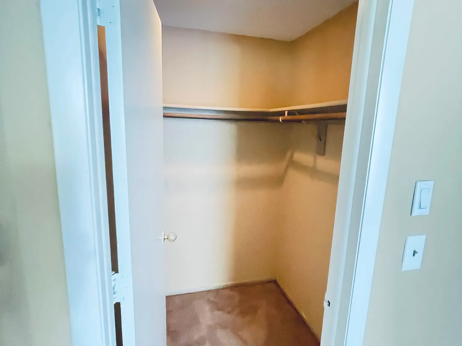 2 bed, 1109 sqft, $1,800 — Photo 2