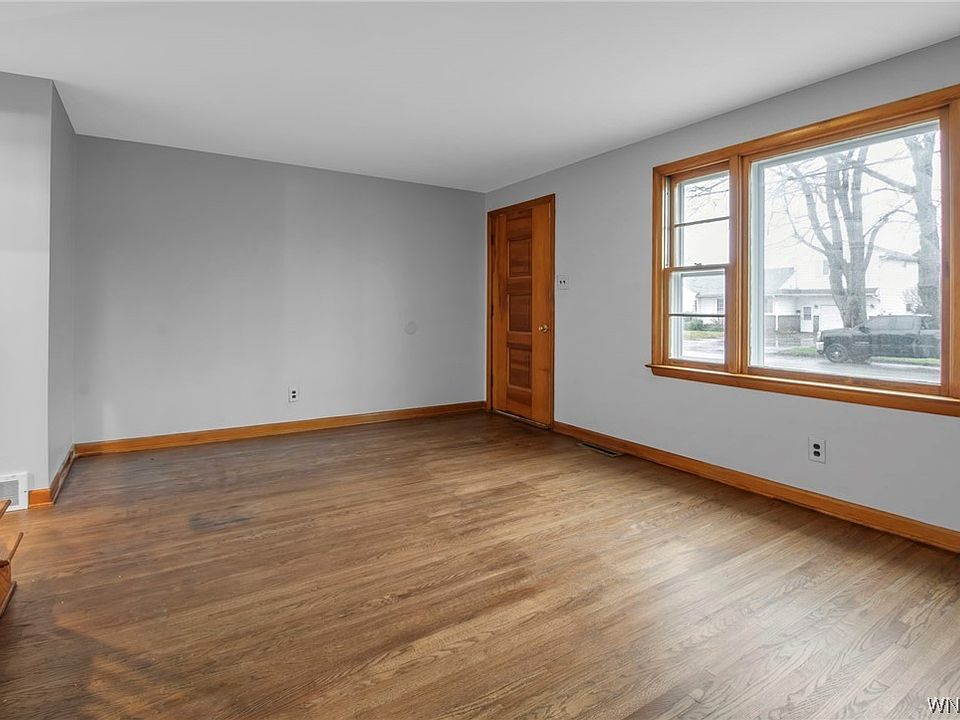 117 Standard Pkwy, Cheektowaga, NY 14227 Zillow