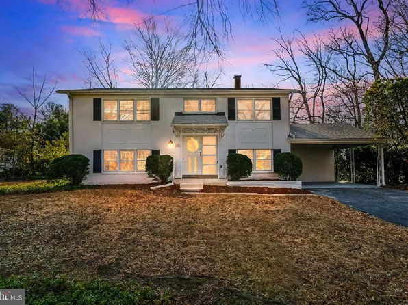 2215 Solmar Dr, Silver Spring, MD 20904