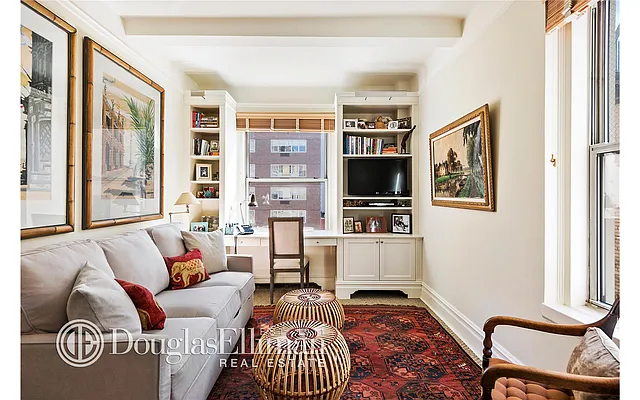 Sold by Douglas Elliman | media 29