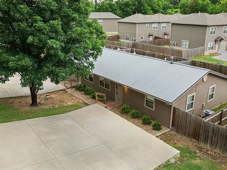 314 N Double Springs Rd — Photo 15