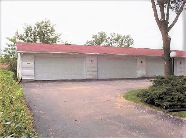 2-Car Garage